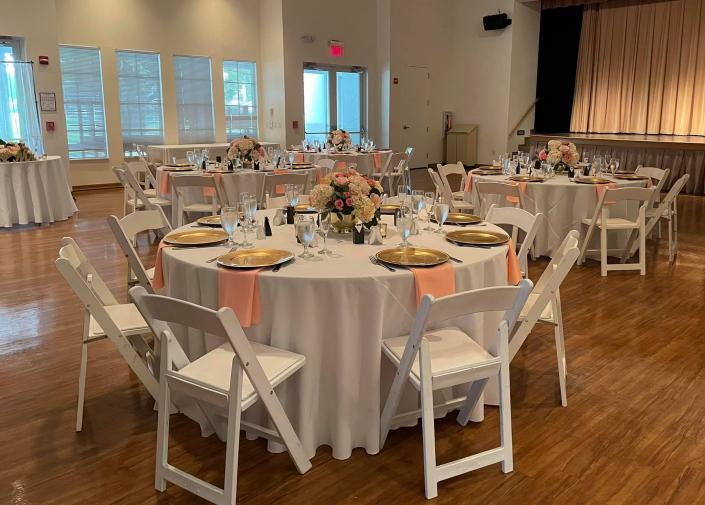 pink and gold wedding reception decor