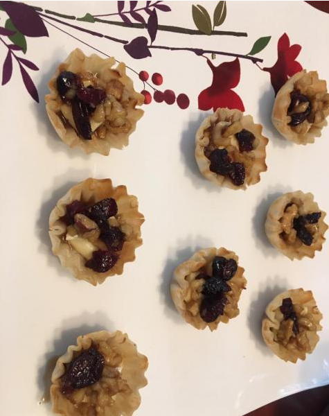 appetizer cups on platter